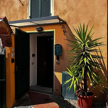 Casa Davidin * Montale (Liguria)